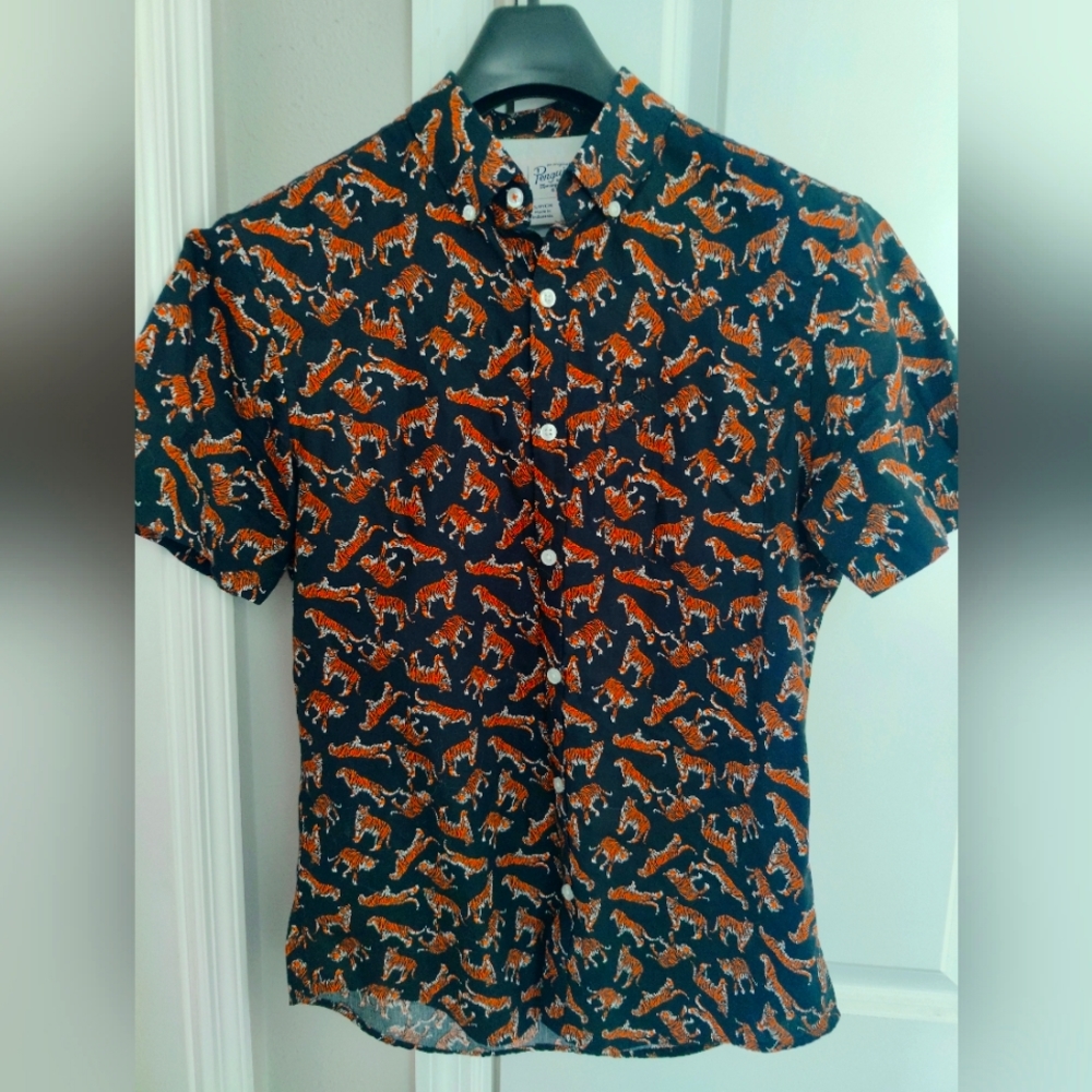 Original Penguin Tiger Print Short Sleeve Shirt